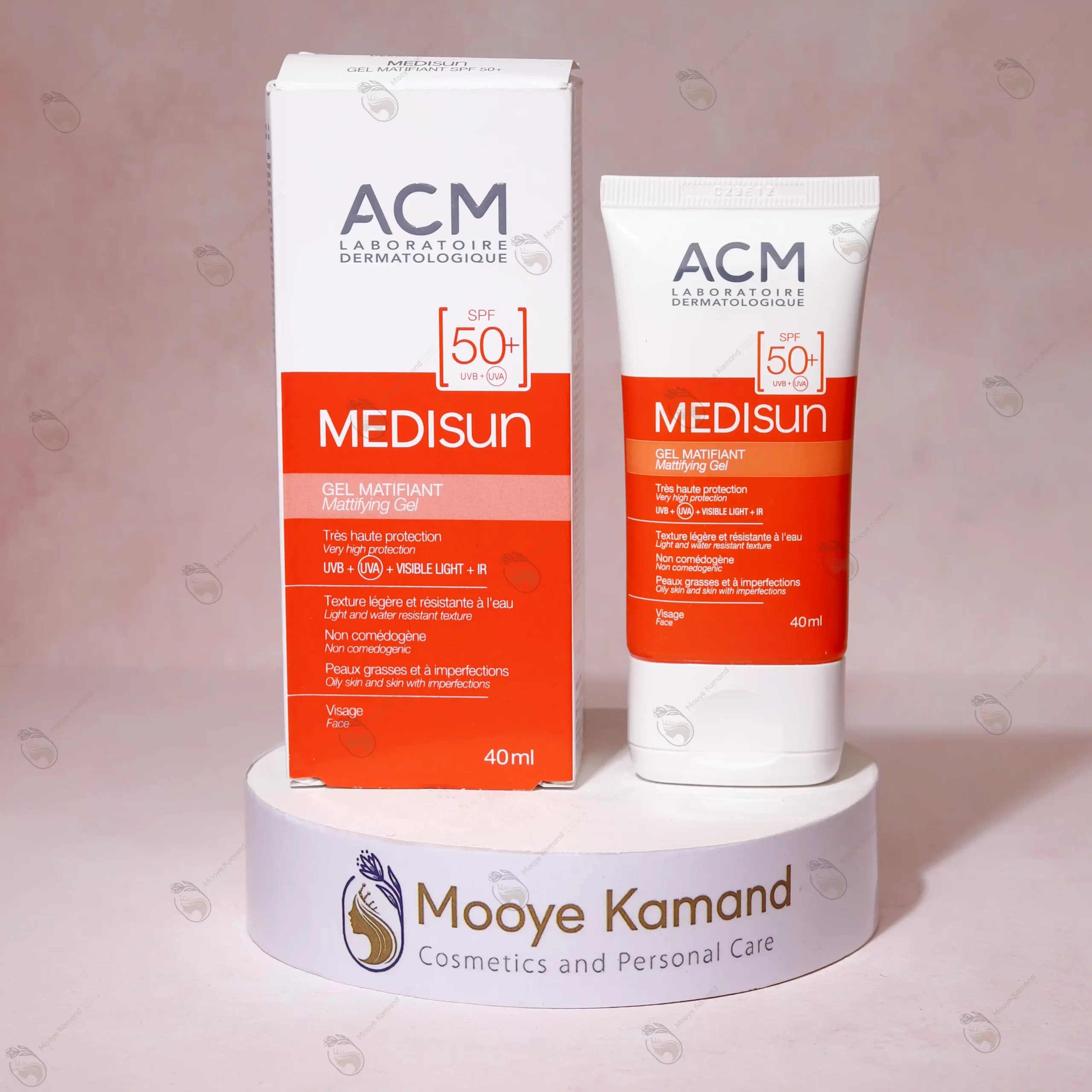 ضدآفتاب +SPF 50 بی رنگ ACM مدل MEDIsun Gel Matifiant